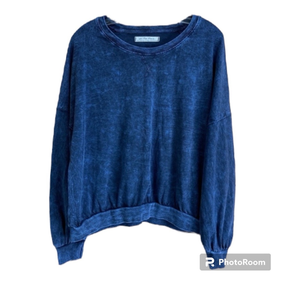 ➡️FREE PEOPLE We the Free Acid Wash Thin Sweatshirt Size XL navy blue tie dye